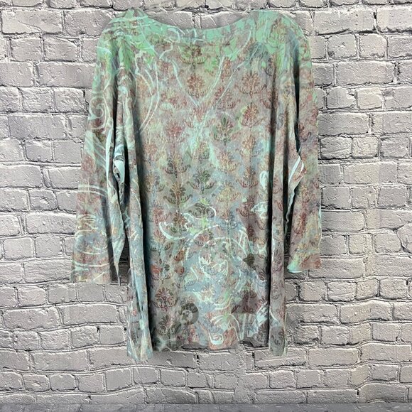 Unity World Wear  Womens 3X Floral Print  Henley  With Button Accents & Pocket - Picture 9 of 9